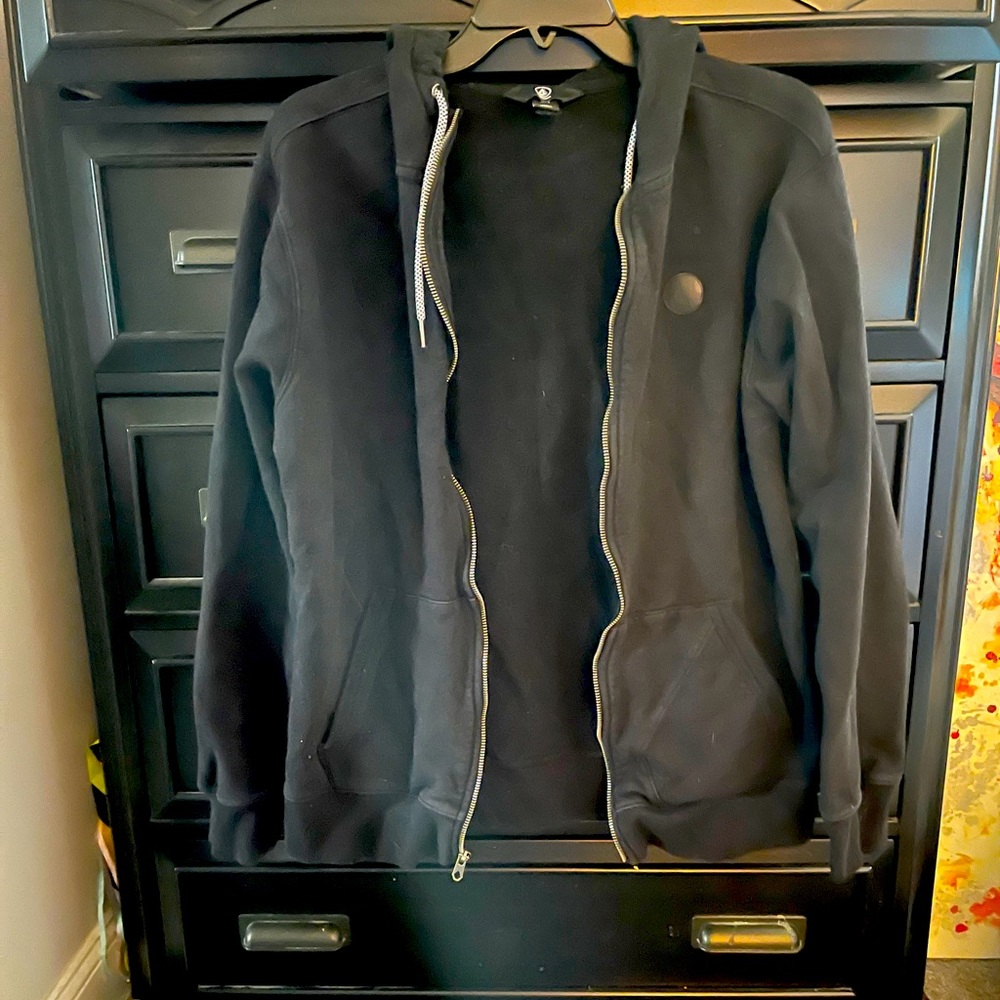 Black Volcom sweatshirt